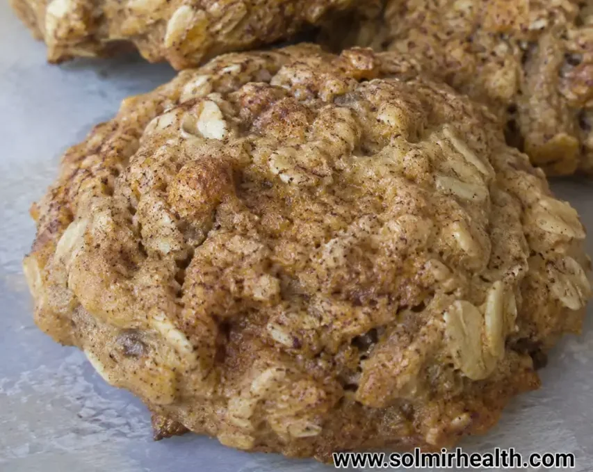 Banana oat cinnamon high protein cookies